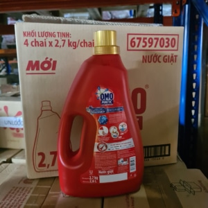 Omo Detergent Liquid Matic Bottle 2.7kg