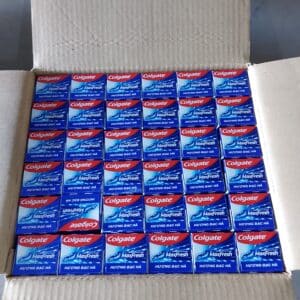 Colgate Toothpaste 225g Maxfresh Peppermint Ice Pack 2