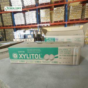 Lotte Xylitol Candy Orange Mint 20.88g x 90 Sticks