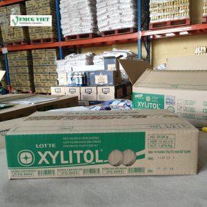 Lotte Xylitol Candy Pepermint 20.88g x 90 Sticks